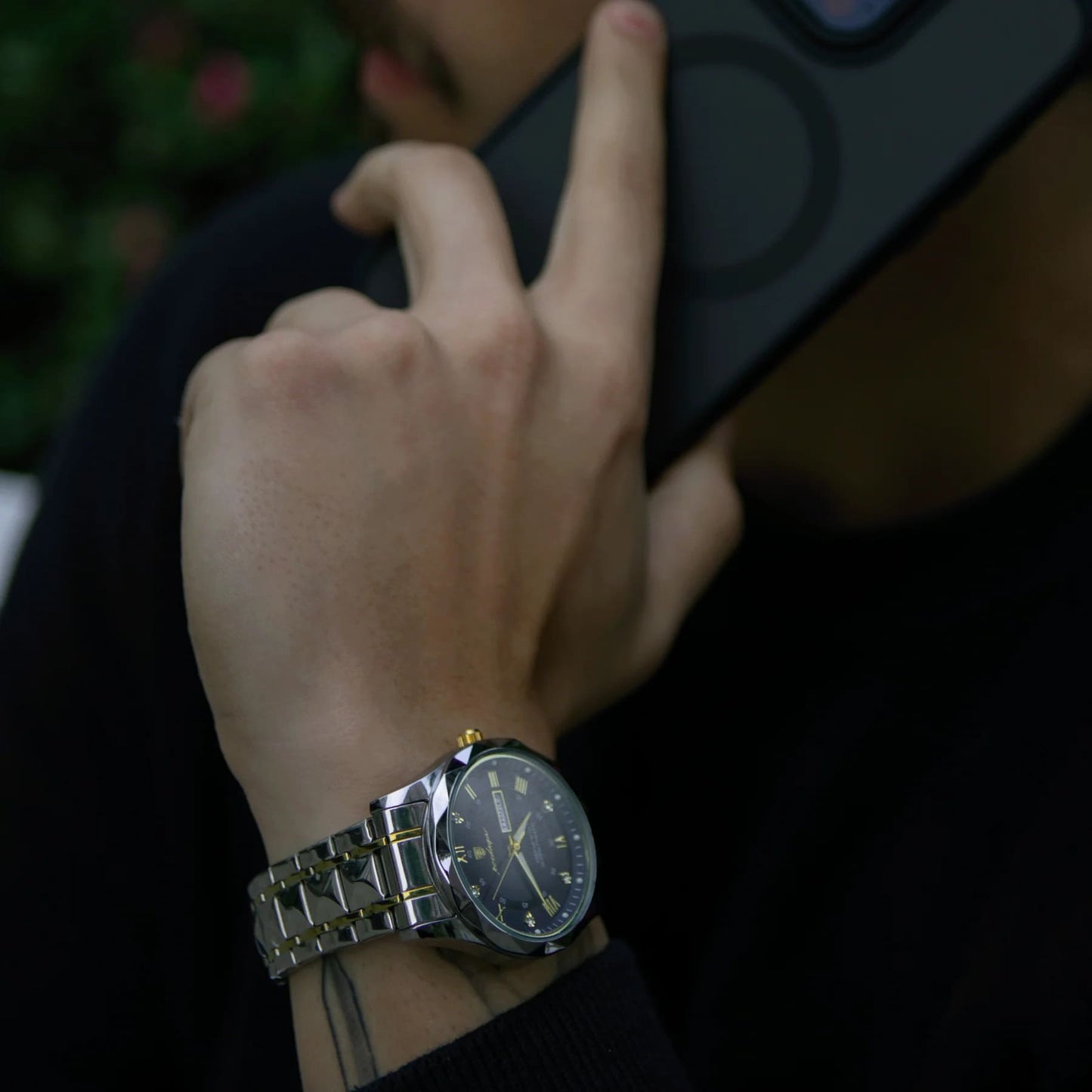 Poedagar Poseidon Men's Watch: The Watch for Stylish and Bold Men